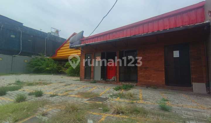 For Rent: Commercial Space, Former Restaurant on Jl Raya Jatiasih, Bekasi For Rent: Commercial Space, Former Restaurant on Jl Raya Jatiasih, Bekasi