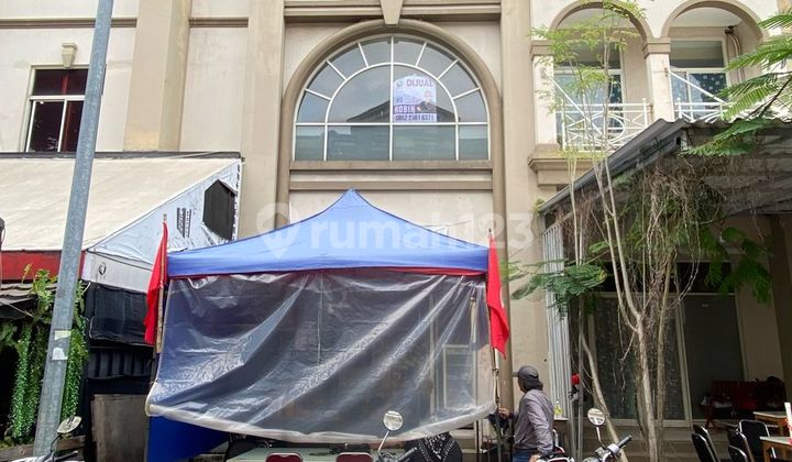Price Drop !! 3-Story Shop House For Sale In Galaxy Bekasi. Suitable For An Office. Price Drop !! 3-Story Shop House For Sale In Galaxy Bekasi. Suitable For An Office.