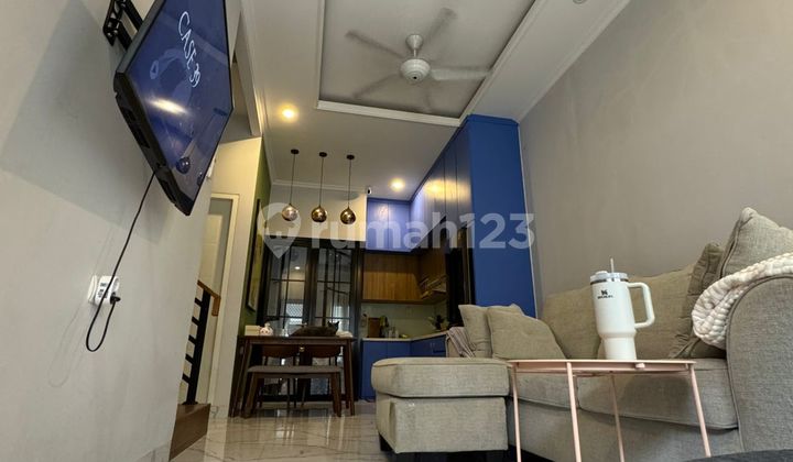 Dijual Rumah 3 Lantai Semi Furnished di Cilandak Jakarta Selatan 2