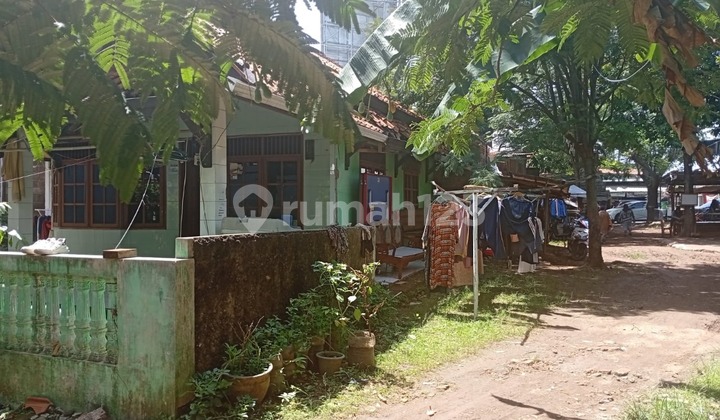 For Sale 500 M2 Land Bonus 3 Houses, 1 Warteg, 1 Welding Workshop, 1 Wood Workshop on Jl Raya Pekayon Bekasi