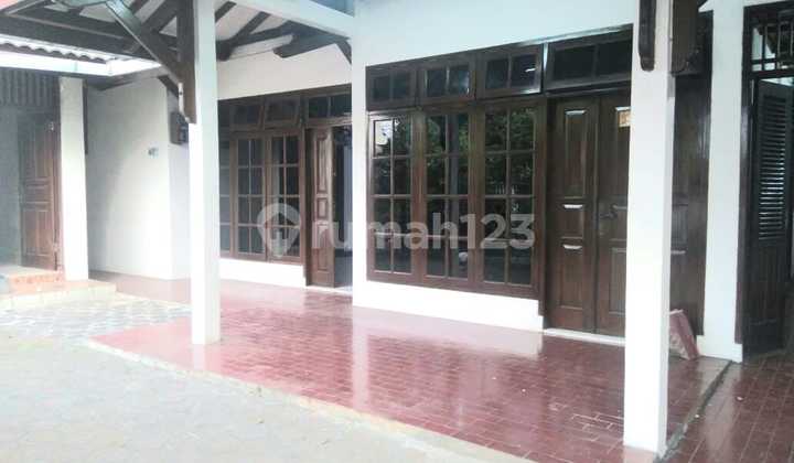 Dijual Rumah Di Dalam Perumahan Daerah Jatiwaringin, Jakarta Timur. 2