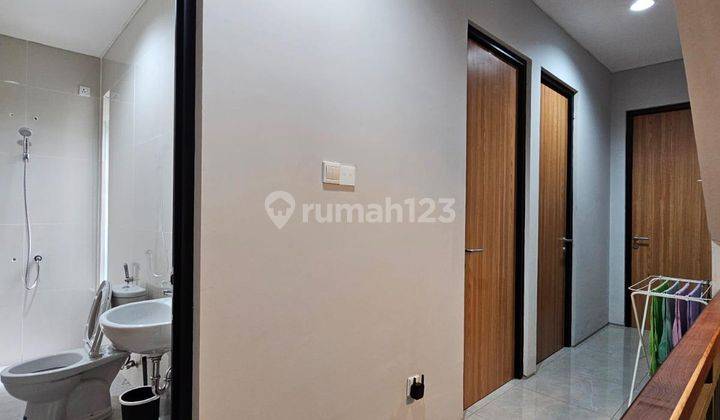 Disewakan Rumah Cantik, Masih Baru Di Cluster Grand Wisata ,tambun Bekasi  2