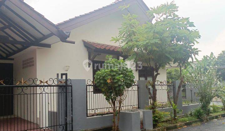 Disewakan Rumah Hoek 1 Lantai Yang Dekat Dengan Summarecon Bekasi Di Perumahan Duta Harapan 1
