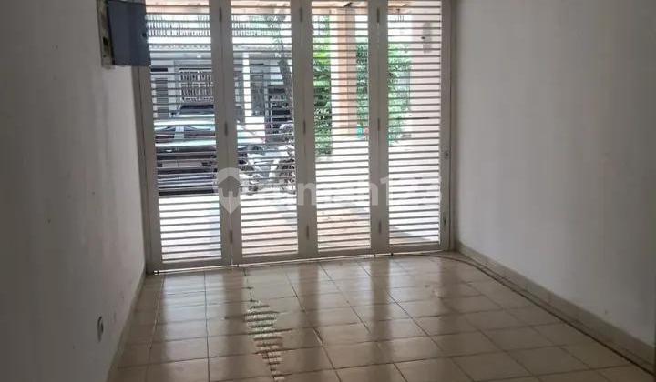 For Rent 2-Story House in Summarecon Bekasi 2