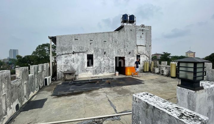 For Rent Large Shop House Beside Main Road In Rawalumbu Bekasi 2