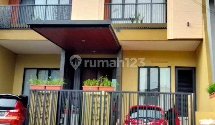 Dijual Rumah Cantik Full Furnished Siap Huni Di Tmn Century 1, Pekayon, Bekasi Selatan