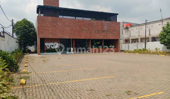 For Rent: Large Shop House Formerly Famous Restaurant on Raya Pantura, South Tambun For Rent: Large Shop House Formerly Famous Restaurant on Raya Pantura, South Tambun