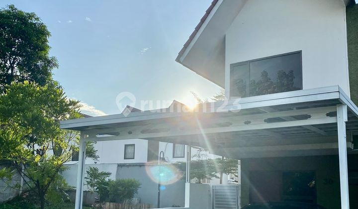 Turun Harga!!Dijual Murah Rumah Hook, Bagus, 2 Lantai Dalam Clusterdi Vida Bekasi