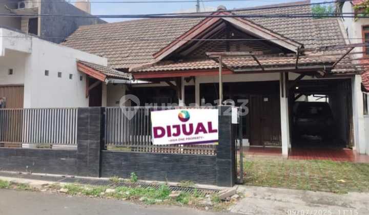 Dijual Rumah Di Dalam Perumahan Daerah Jatiwaringin, Jakarta Timur.