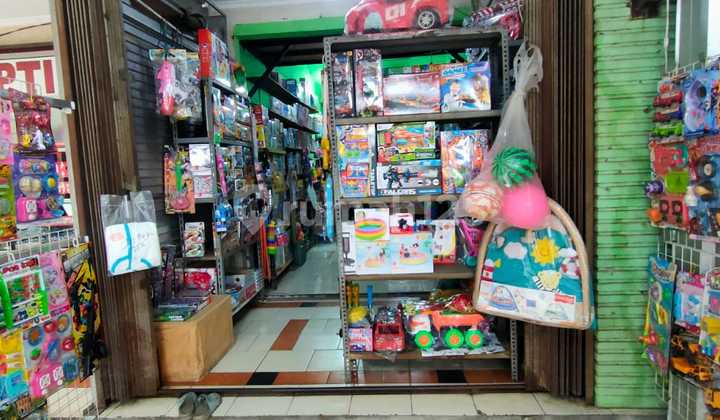 Dijual Ruko + Beserta Isi Nya (Bisa Langsung Jualan Tanpa Harus Merintis) Toko Sudah Merjalan 15 Tahun