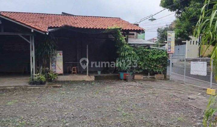 Rumah 2 Lantai Dengan Tanah Luas 1300m2, Pinggir Jalan Raya, Cocok Untuk Bisnis Cafe Resto. 1