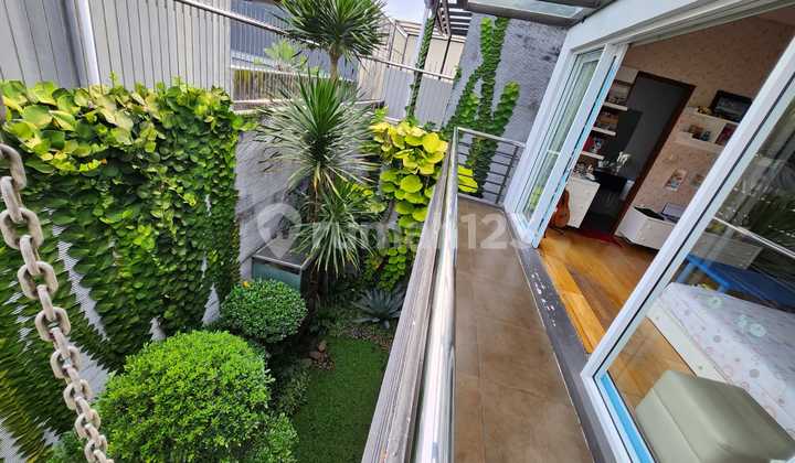 Dijual Rumah LUX Singgasana Mekarwangi Full Furnished Nego Sampai Deal