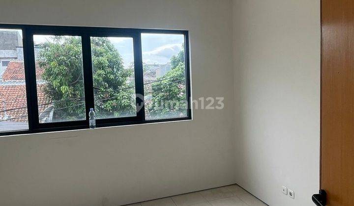 Dijual Rumah Pusat Kota Sayap Jamika Masuk Mobil  2