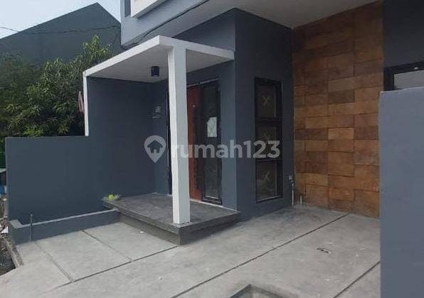 Rumah Baru Unfurnished SHM di Perumahan Wisma Tropodo, Sidoarjo 2