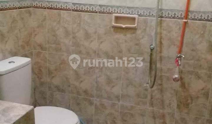 Disewakan Rumah Lantai 1 Di Jl Pulau Moyo Ev 2