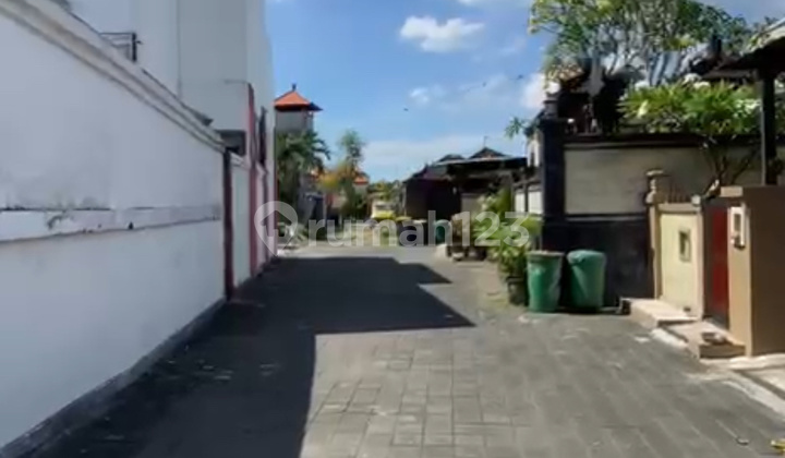 Siap Huni Rumah 2 Lantai Di Denpasar Barat  2