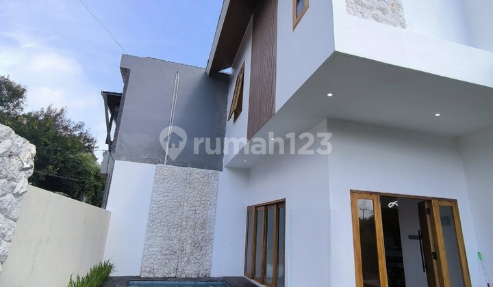 For Rent 2-Story Fully Furnished Villa in Puri Gading Ev
