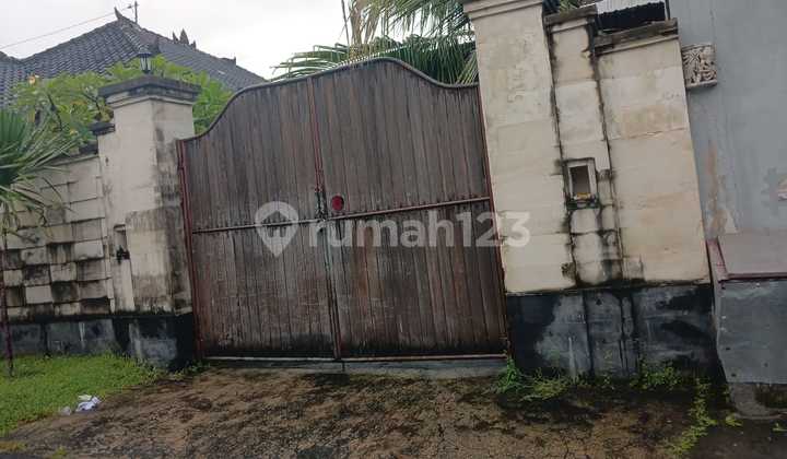 Steel Warehouse Near Denpasar Police Headquarters Jl