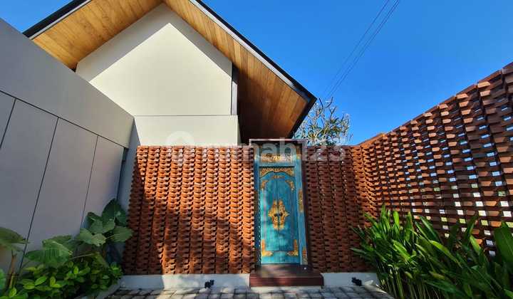 For Rent 2 Bedroom Villa with Rice Field View in Ubud CN