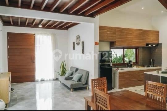 Rumah Full Furnish Dalam Komplek Perumahan Dekat Canggu Cn/Her 2