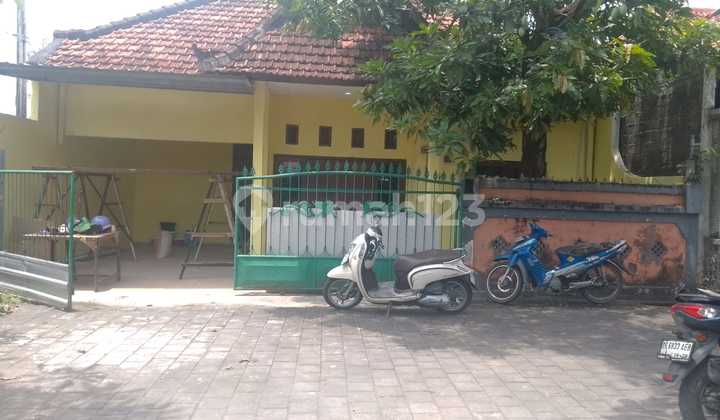 Cheap 1st Floor House on Mahendradata Street, Denpasar Cheap 1st Floor House on Mahendradata Street, Denpasar