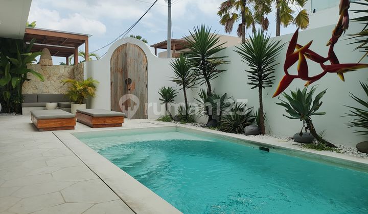 Villa Leasehold 27 Tahun Fully Furnish Di Batu Bolong It Villa Leasehold 27 Tahun Fully Furnish Di Batu Bolong It