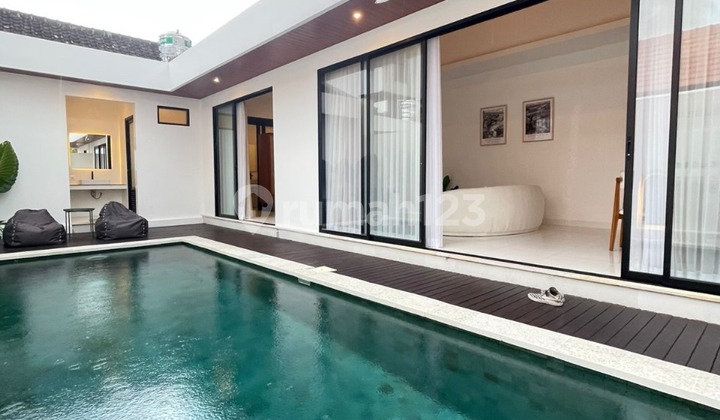 Private Pool Villa 2br In Semer Kerobokan Ev