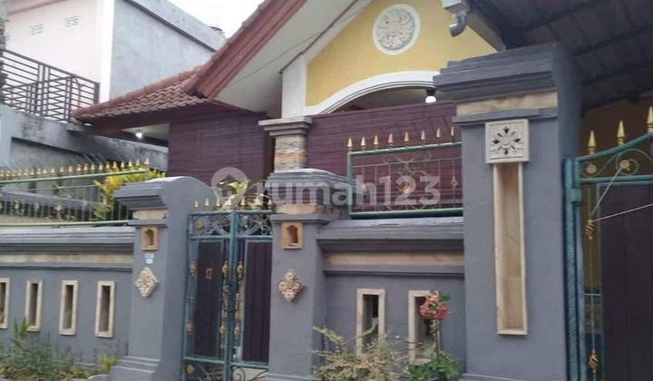 Disewakan Rumah Lantai 1 Di Jl Pulau Moyo Ev