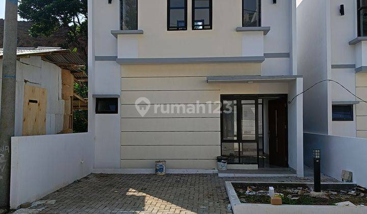 Rumah 2 Lantai Baru SHM di Jl. Padasuka Bandung Dekat Saung Ujo 1