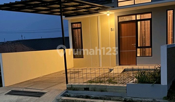 Rumah Langsung Bangun di Kota Cimahi Sudah Splitsing, All In, Akses Nyaman, dan bisa Custom Semau Anda