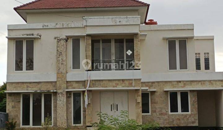 2 Floor 4 Bedroom House, Suburb of Singaraja City 1