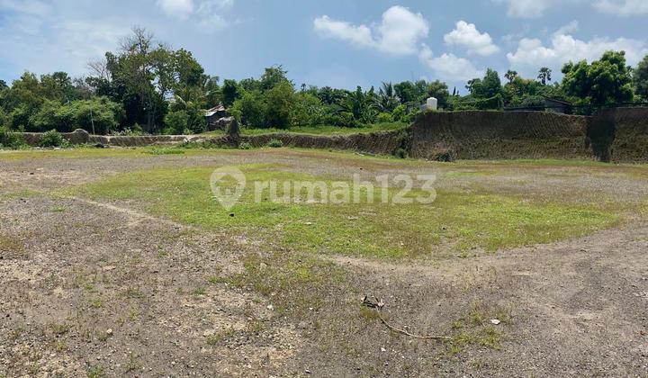 Flat Land 18 Ares Ready to Build with Car Access in Bungkulan, Buleleng