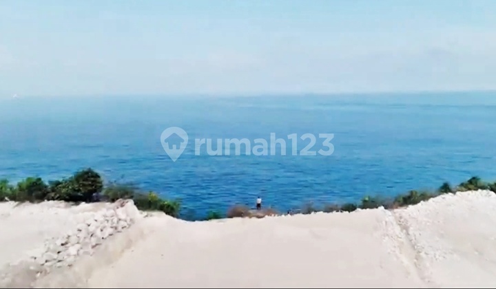 1725m² Land Near Atuh Beach, Close to Semaya Hotel, Nusa Penida, Bali