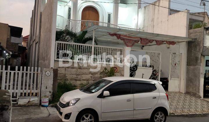 RUMAH DI PETEMON ADA KOLAM RENANG 1