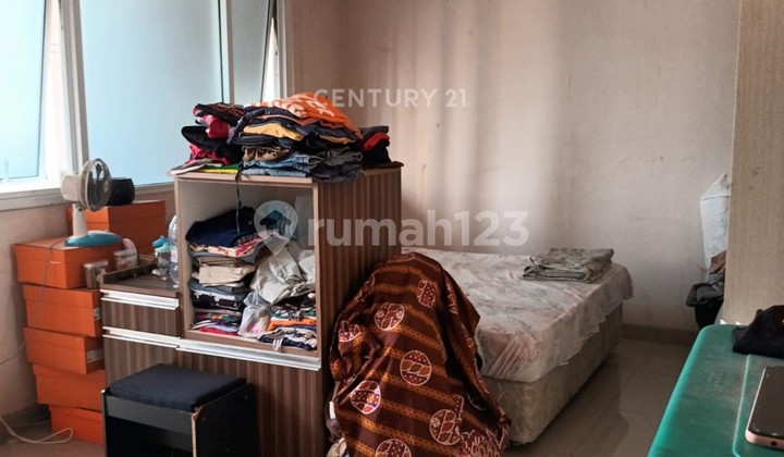 Ready-to-Occupy House Pasteur Wing Strategic Location 2