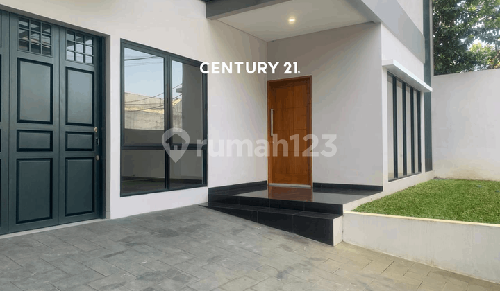 RUMAH BARU SIAP HUNI DAN STRATEGIS DI SETIABUDI BANDUNG RUMAH BARU SIAP HUNI DAN STRATEGIS DI SETIABUDI BANDUNG