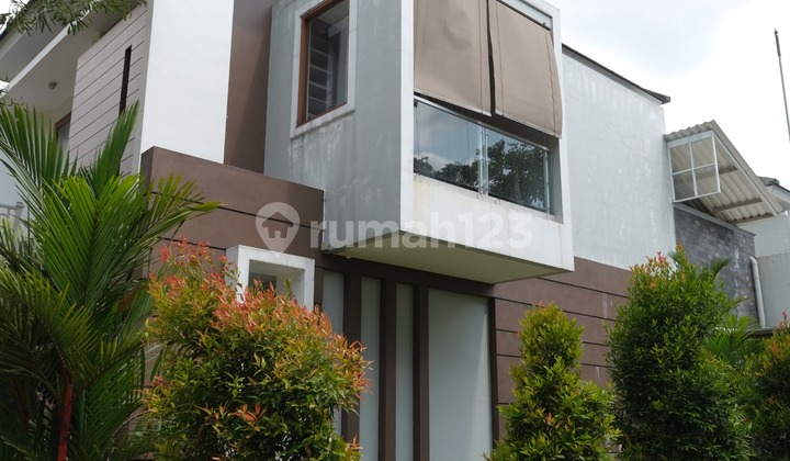 Modern House, 5 Minutes to Sleman City Hall, Bale Wangsa Residence