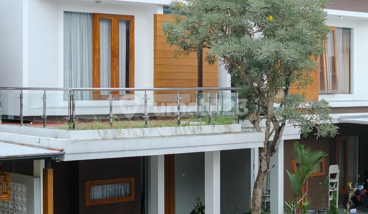 Modern Design, Modern Housing, 15 Minutes to Rsup Dr. Sardjito