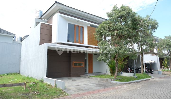 2 Lantai, Rumah Baru, 15 Menit Rsup Dr. Sardjito