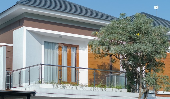 Bale Wangsa: Desain Modern, Perumahan Modern, 5 Menit Tol Bandara Yia