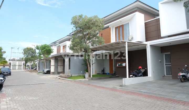 3 Kamar Tidur, Hunian Nyaman, 10 Menit Al Azhar World School