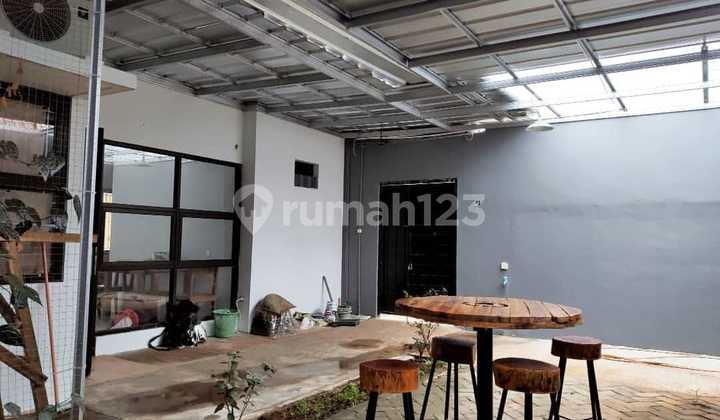 Quick Sale, Move-In Ready House in Limo Depok