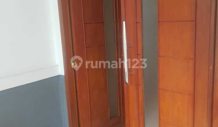 For Sale Puri Bintaro House Sector 9, Comfortable Environment in Bintaro 2