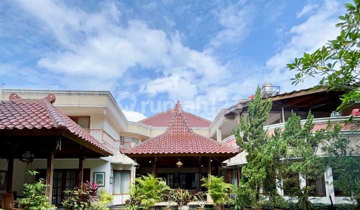 Rumah Mewah Dan Luas Ala Resort Di Lingkungan Asri Bintaro Sektor 9 Rumah Mewah Dan Luas Ala Resort Di Lingkungan Asri Bintaro Sektor 9