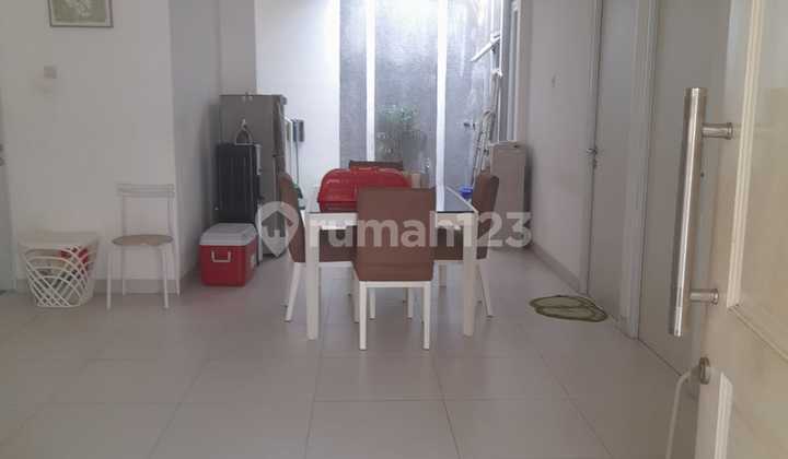 Dijual Cepat Rumah Bagus Di Graha Raya 2
