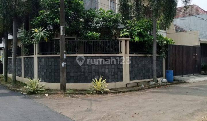 Dijual Rumah Hook 2 Lantai Lingkungan Asri Dan Nyaman 1