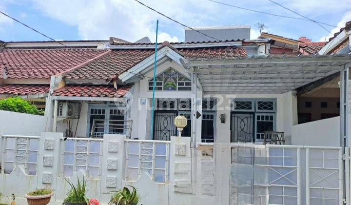 For Sale House Strategic Location In Melati Mas
