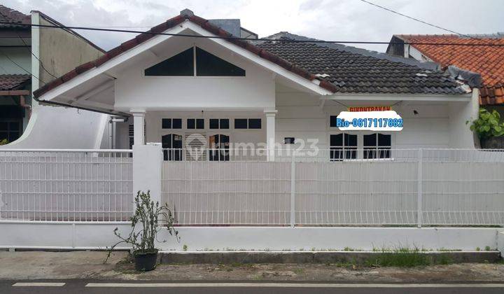 Rumah Bagus SHM di Petukangan, Jakarta Selatan 1