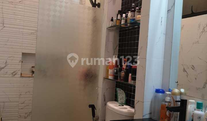 Nice 2-Story House in Nusa Loka, BSD 2