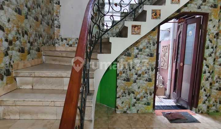 Two-Story Semi-Furnished House in Kelapa Gading, North Jakarta